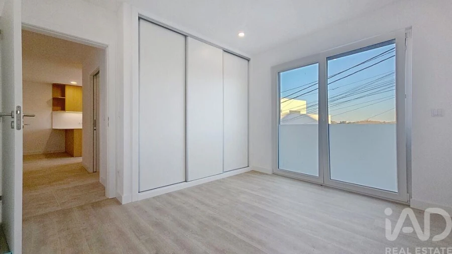 Apartamento T2 para Venda em Santa Maria, São Pedro e Matacães Foto 17