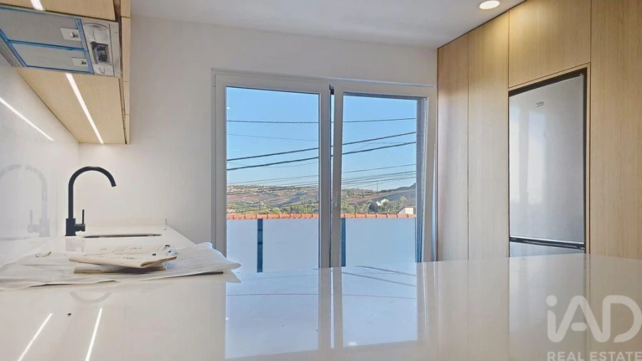 Apartamento T2 para Venda em Santa Maria, São Pedro e Matacães Foto 7