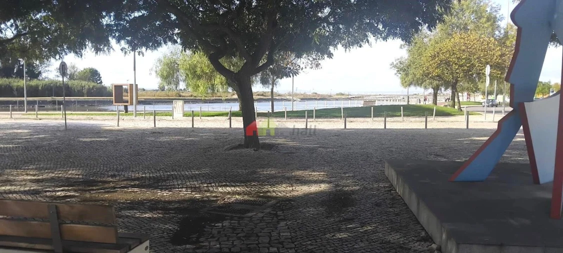 Loja para Trespasse em Moita Foto 25