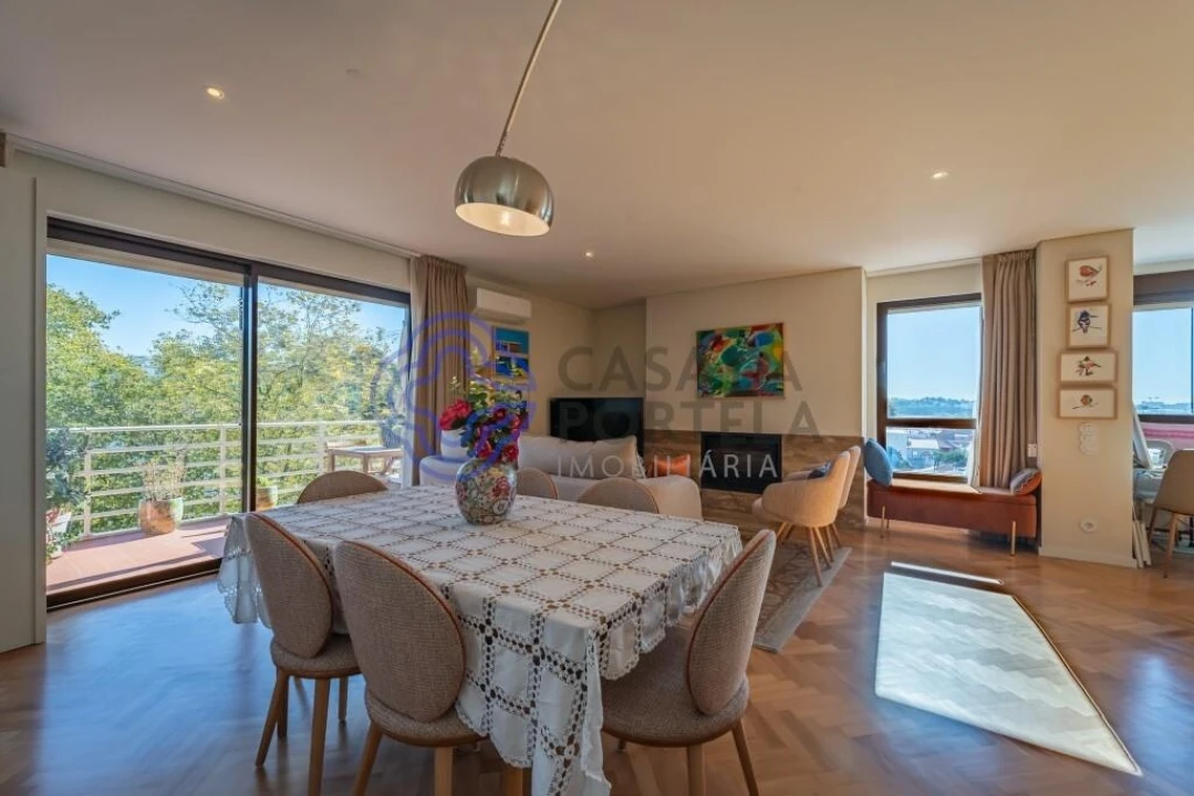 Apartamento T3 para Venda em Aldoar, Foz do Douro e Nevogilde Foto 1
