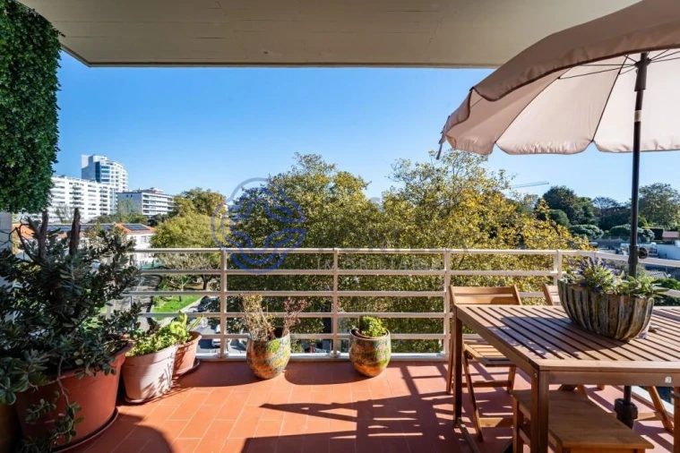 Apartamento T3 para Venda em Aldoar, Foz do Douro e Nevogilde Foto 2