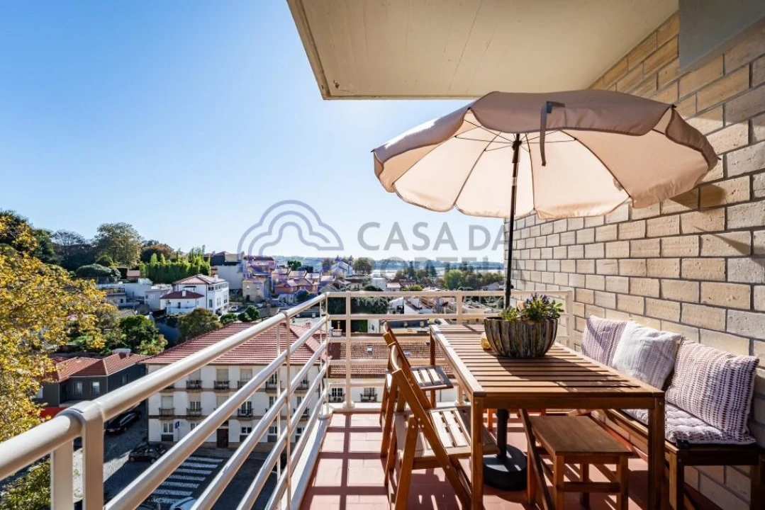 Apartamento T3 para Venda em Aldoar, Foz do Douro e Nevogilde Foto 3