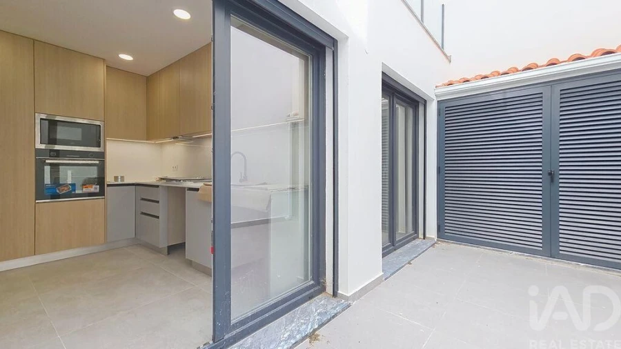 Apartamento T2 para Venda em Santa Maria, São Pedro e Matacães Foto 30