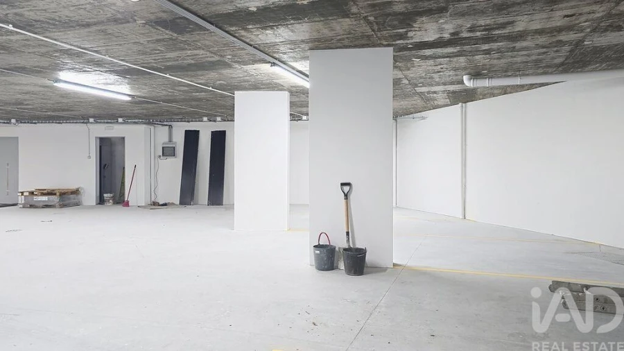 Apartamento T2 para Venda em Santa Maria, São Pedro e Matacães Foto 29