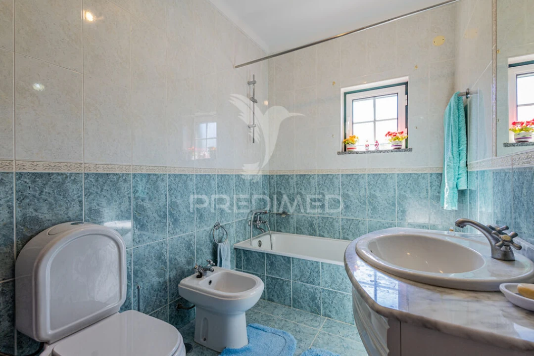 Moradia T5 para Venda em Nossa Senhora da Vila, Nossa Senhora do Bispo e Silveiras Foto 10