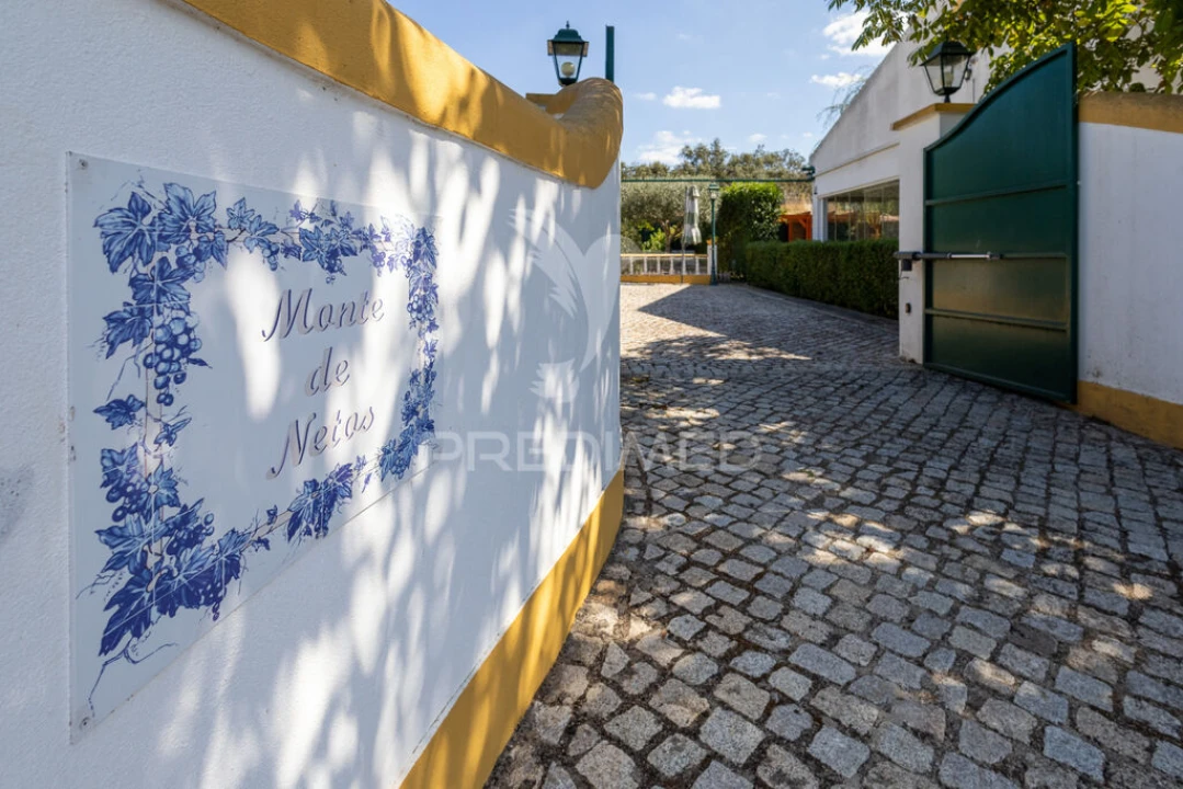 Moradia T5 para Venda em Cortiçadas de Lavre e Lavre Foto 1