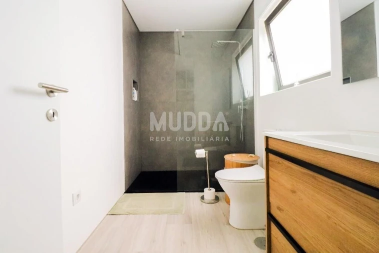 Moradia T3 para Venda em Santa Maria da Feira, Travanca, Sanfins e Espargo Foto 7