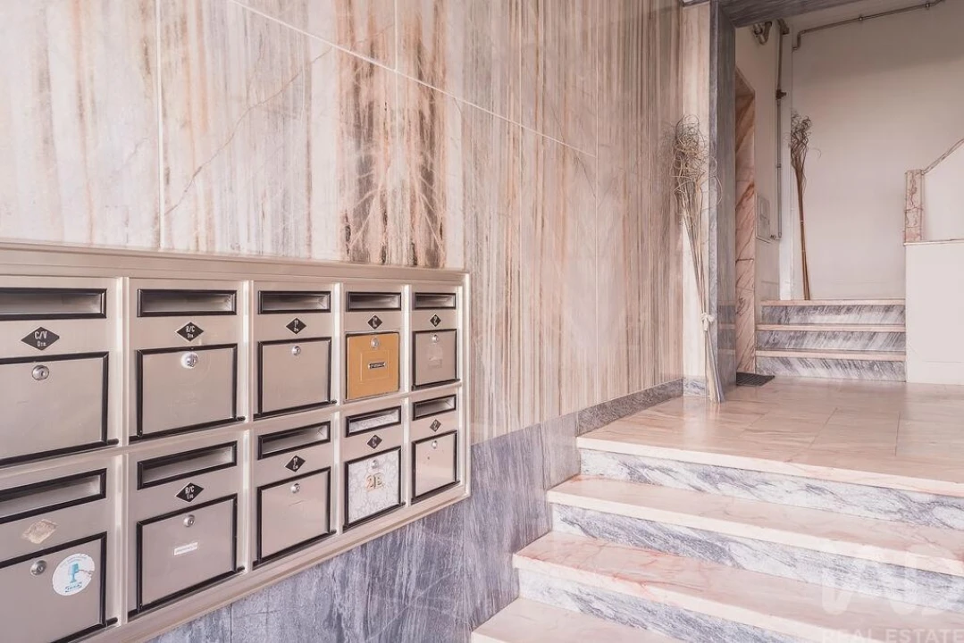 Apartamento T3 para Venda em Ramada e Caneças Foto 28