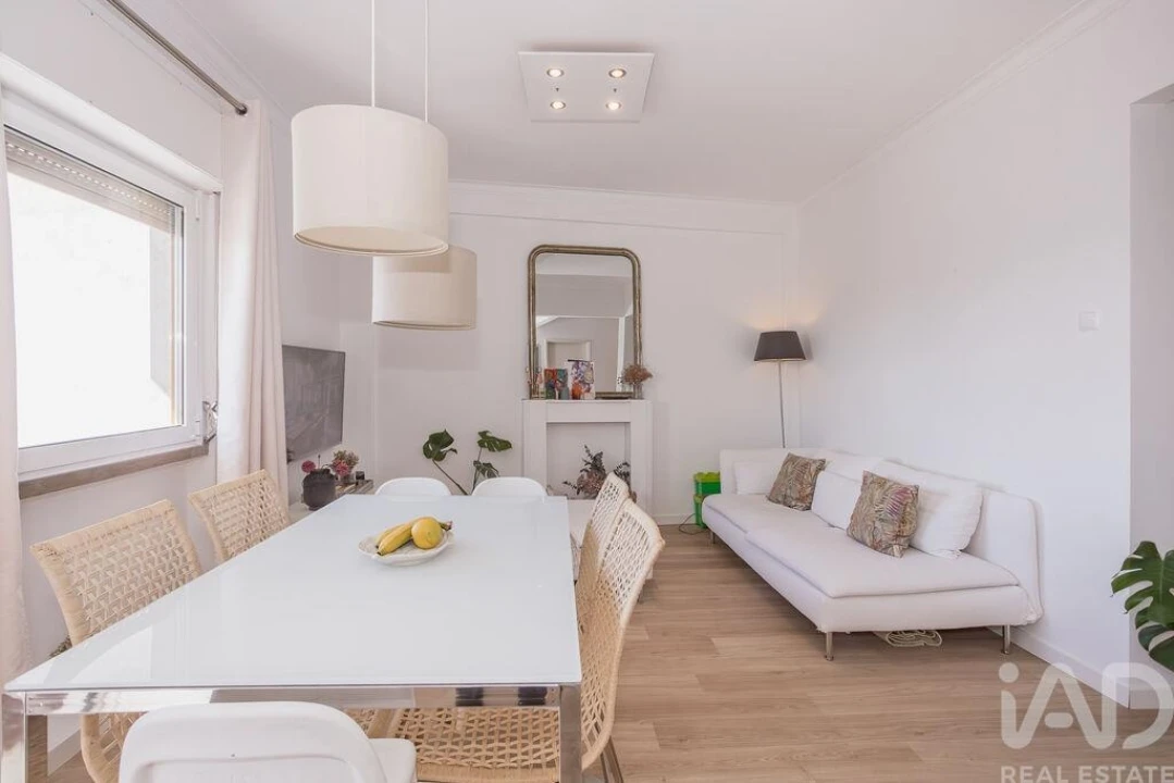 Apartamento T3 para Venda em Ramada e Caneças Foto 4