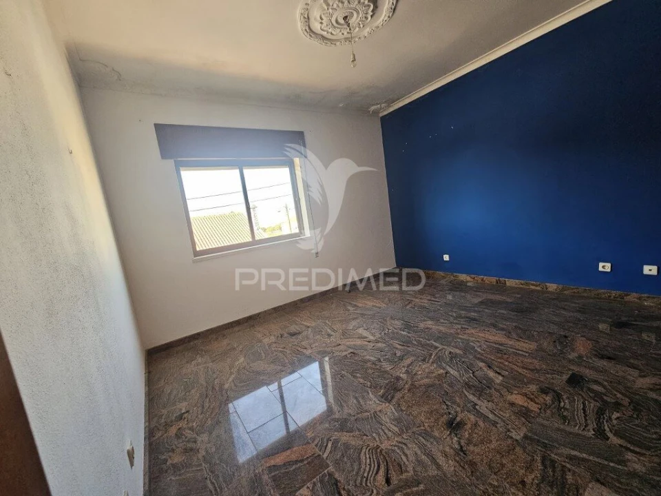 Apartamento T4 para Venda em Gaio-Rosário e Sarilhos Pequenos Foto 15