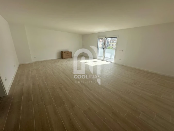 Apartamento T3 para Venda em Amora Foto 24