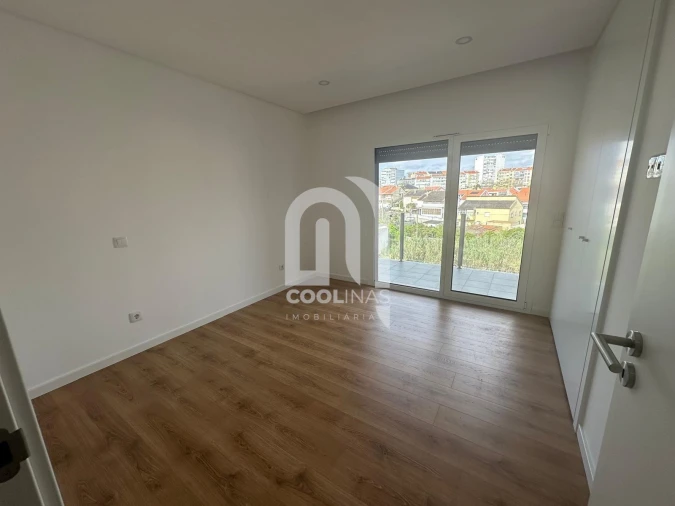 Apartamento T3 para Venda em Amora Foto 18
