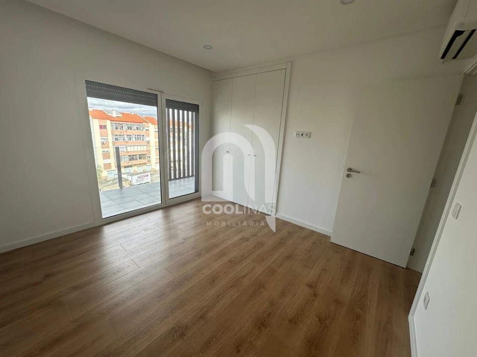 Apartamento T3 para Venda em Amora Foto 19