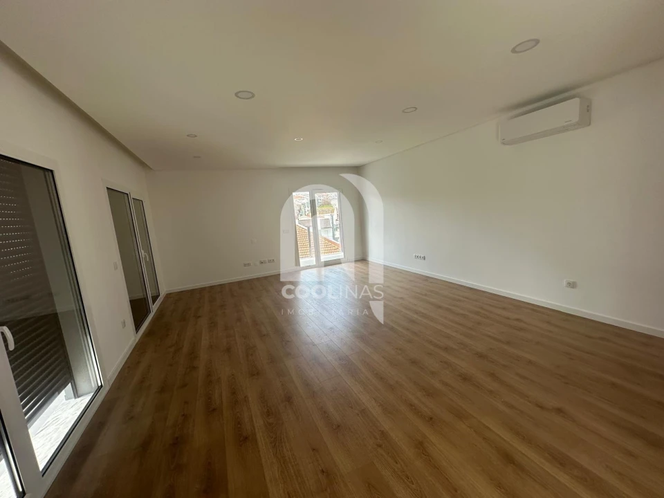 Apartamento T3 para Venda em Amora Foto 5