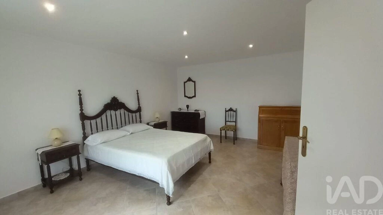 Moradia T4 para Venda em Salvador, Vila Fonche e Parada Foto 13