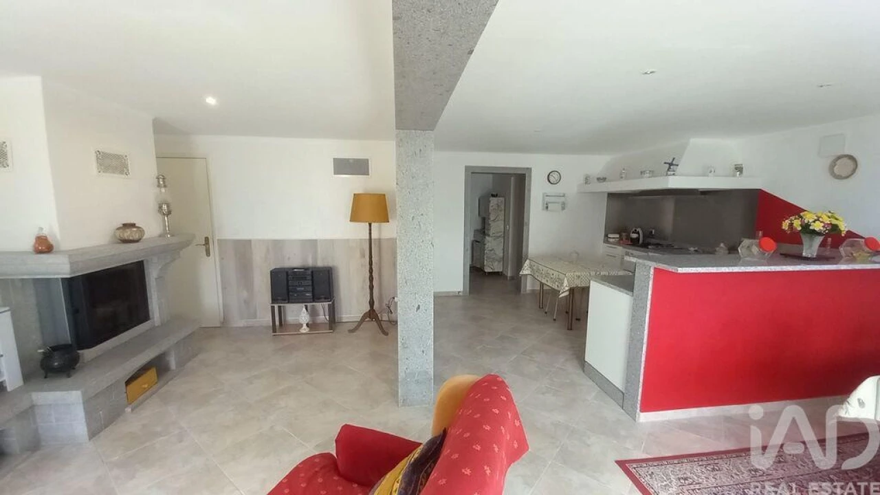 Moradia T4 para Venda em Salvador, Vila Fonche e Parada Foto 11