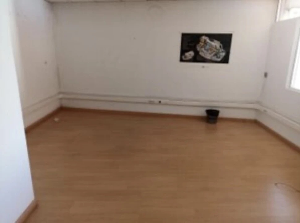 Armazém para Arrendamento em Sacavém e Prior Velho Foto 9