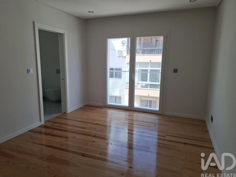 Apartamento T4 para Venda em Cascais e Estoril Foto 35