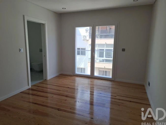 Apartamento T4 para Venda em Cascais e Estoril Foto 35