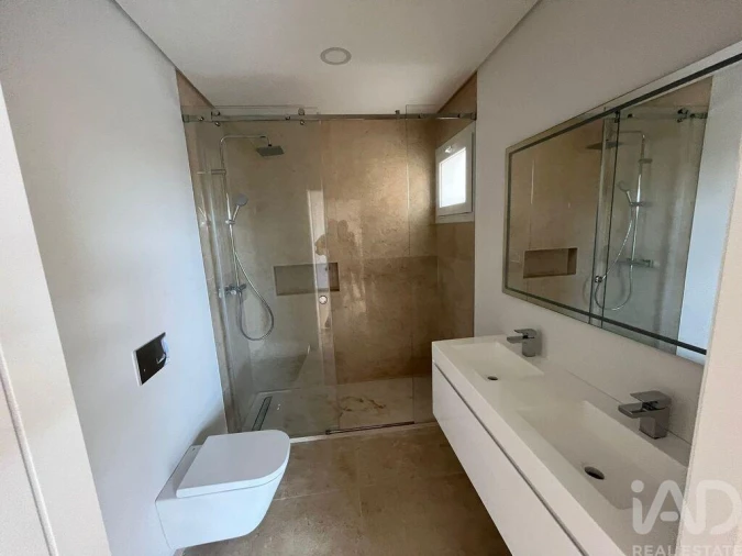 Apartamento T4 para Venda em Cascais e Estoril Foto 9