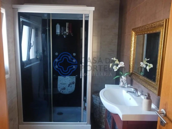 Moradia T4 para Venda em Peral Foto 14