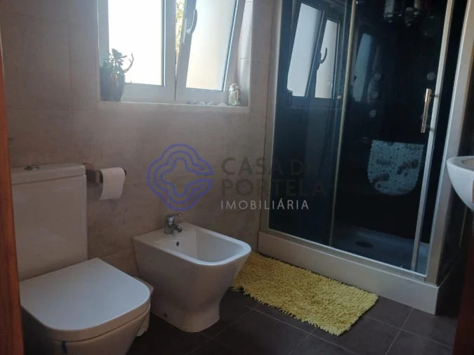 Moradia T4 para Venda em Peral Foto 13