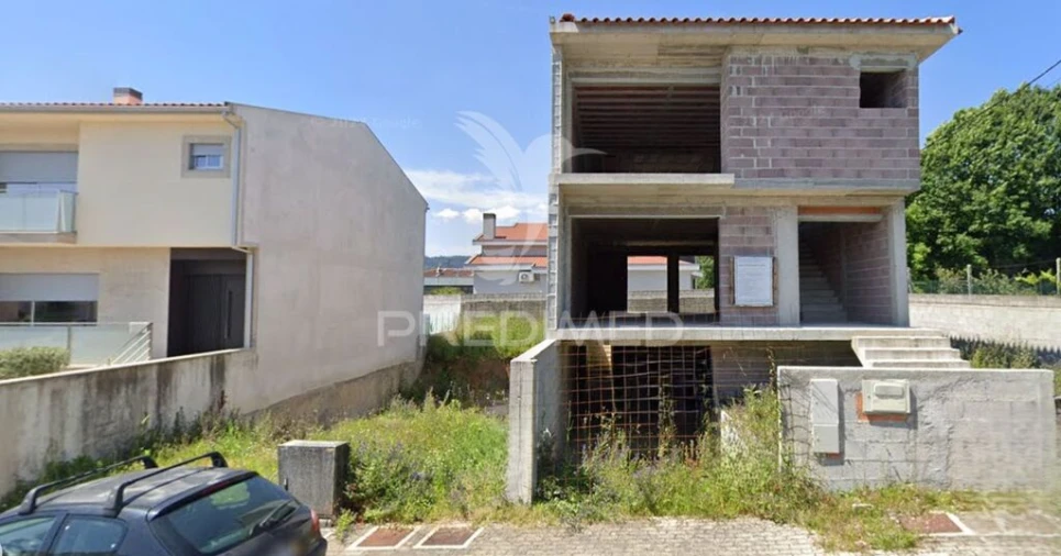 Moradia T3 para Venda em Turiz Foto 6