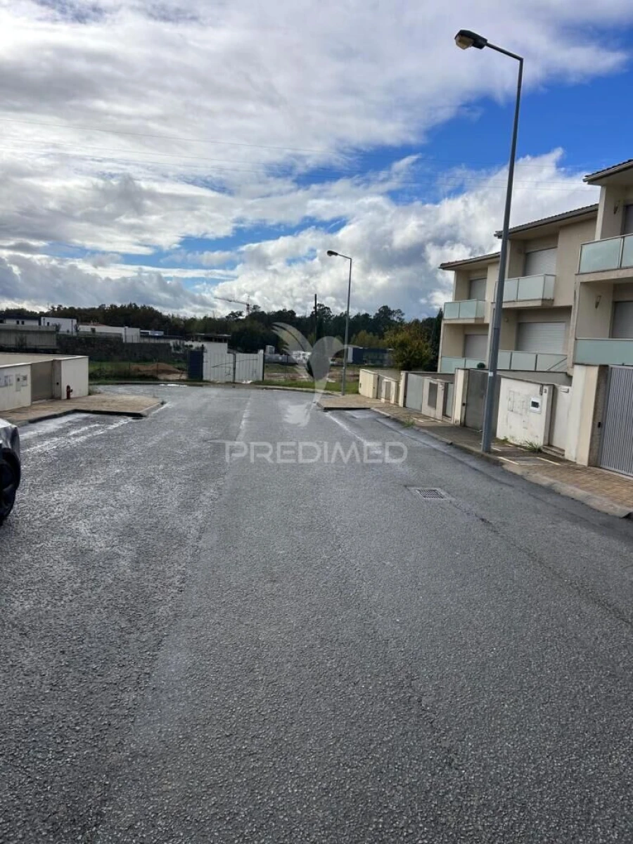 Moradia T3 para Venda em Turiz Foto 5