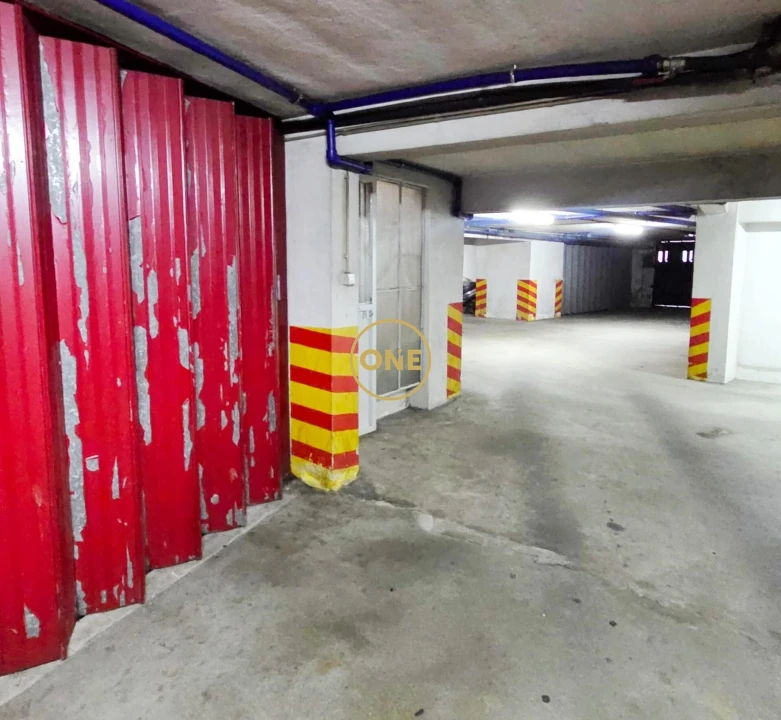 Garagem para Venda em Bougado (São Martinho e Santiago) Foto 4