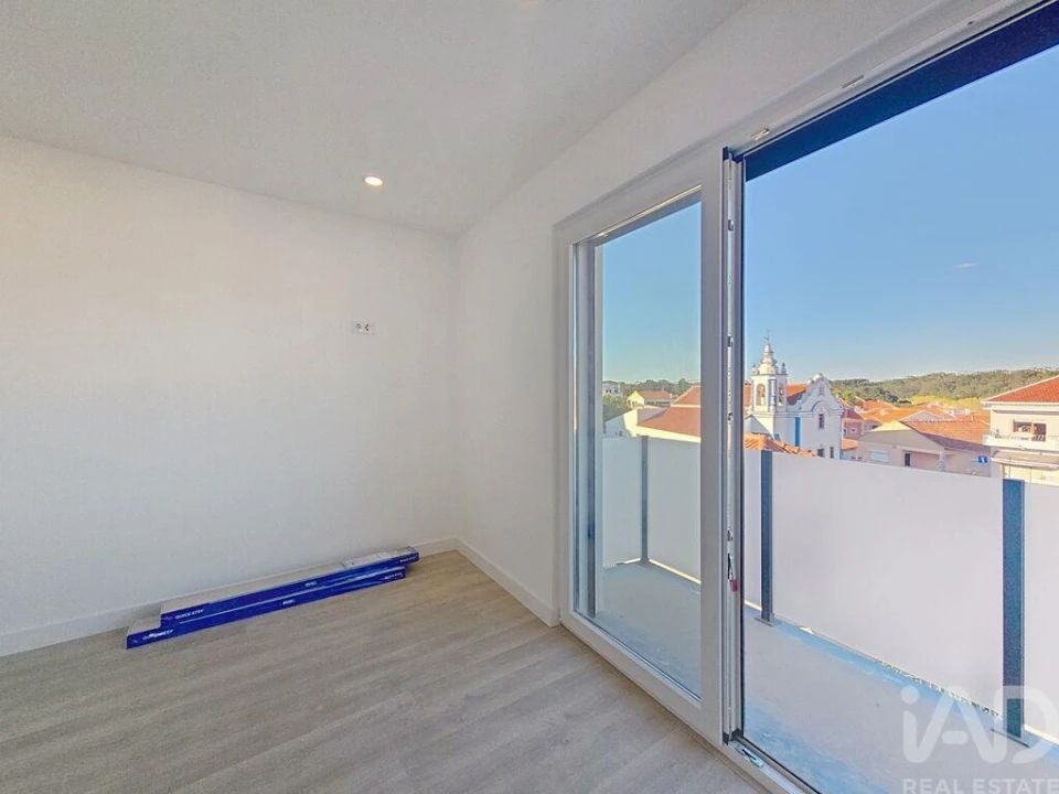 Apartamento T2 para Venda em Santa Maria, São Pedro e Matacães Foto 23