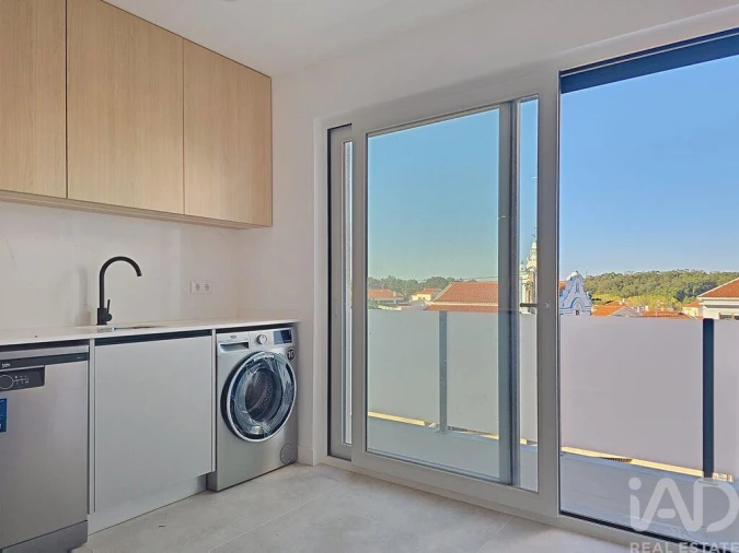 Apartamento T2 para Venda em Santa Maria, São Pedro e Matacães Foto 12