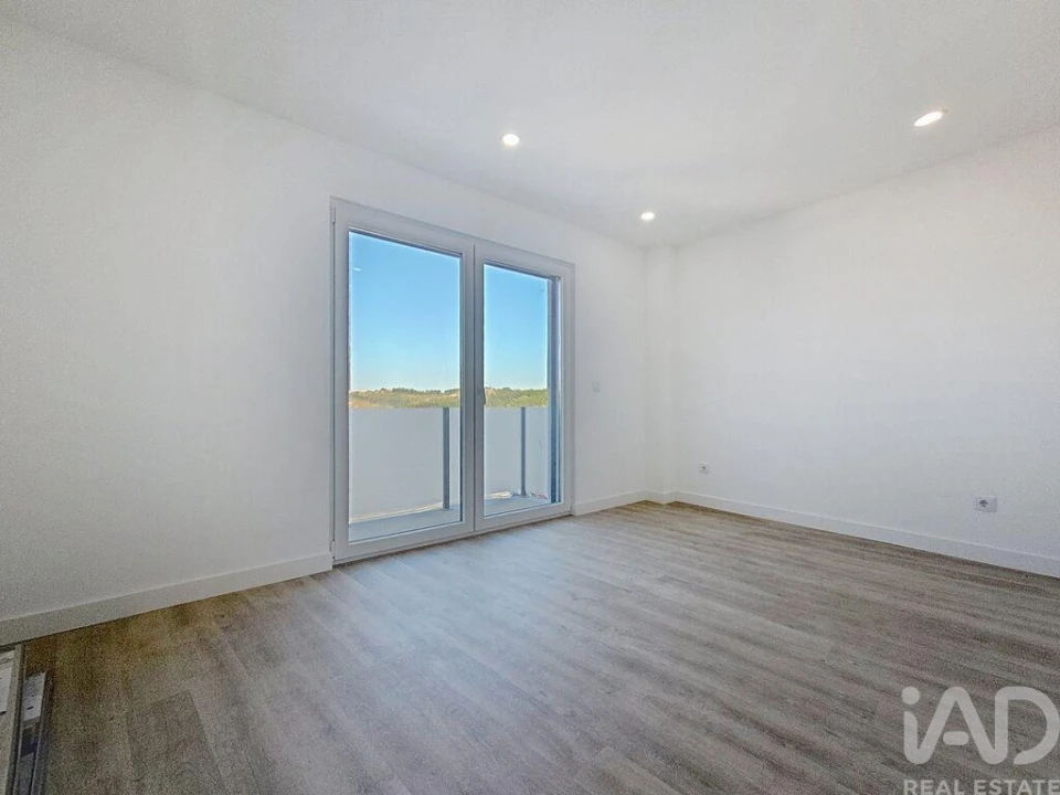 Apartamento T2 para Venda em Santa Maria, São Pedro e Matacães Foto 22