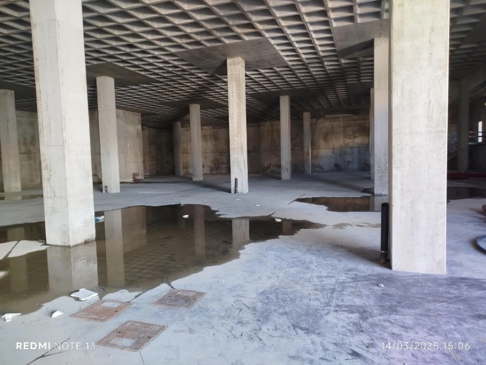 Armazém para Arrendamento em Sacavém e Prior Velho Foto 5