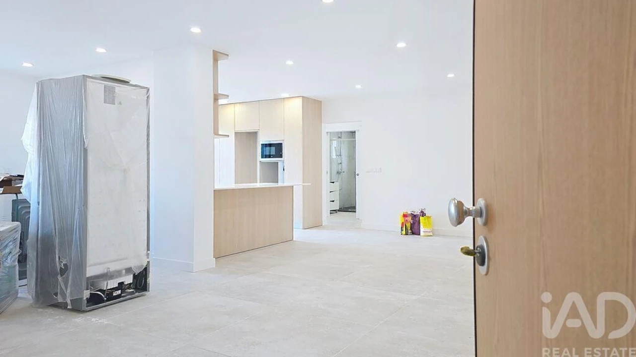 Apartamento T2 para Venda em Santa Maria, São Pedro e Matacães Foto 9