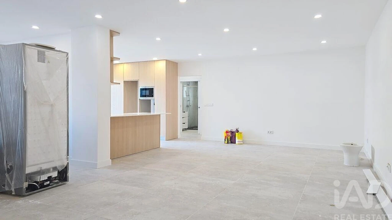 Apartamento T2 para Venda em Santa Maria, São Pedro e Matacães Foto 12