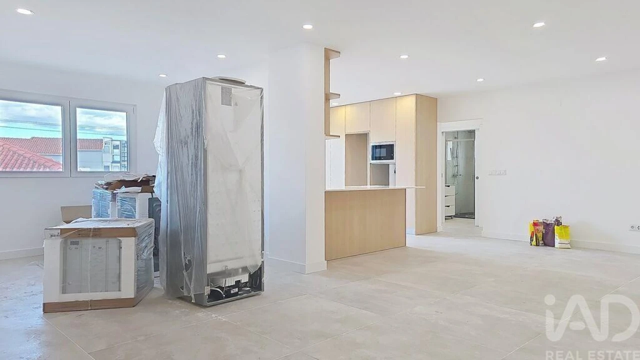 Apartamento T2 para Venda em Santa Maria, São Pedro e Matacães Foto 13