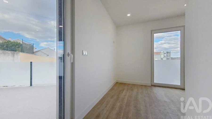 Apartamento T2 para Venda em Santa Maria, São Pedro e Matacães Foto 22