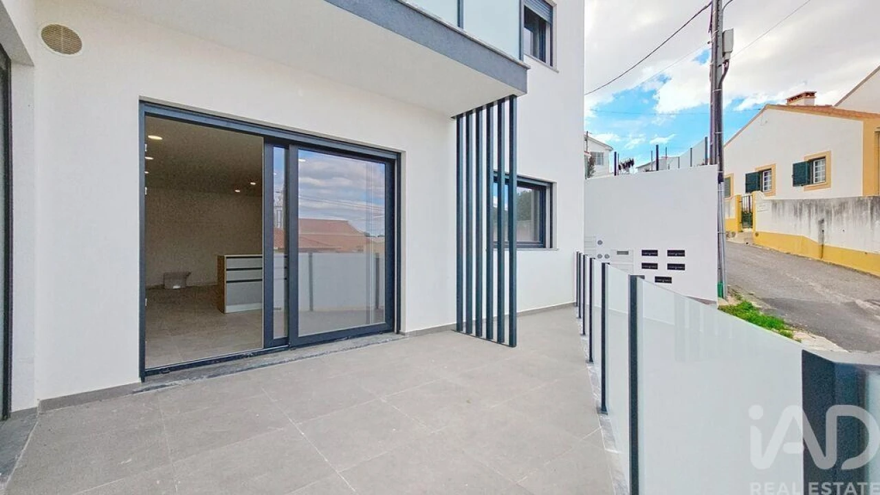 Apartamento T2 para Venda em Santa Maria, São Pedro e Matacães Foto 14