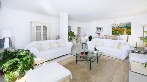Apartamento T4 para Venda em Quarteira