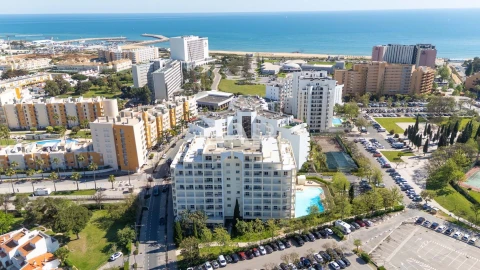 Apartamento T4 para Venda em Quarteira