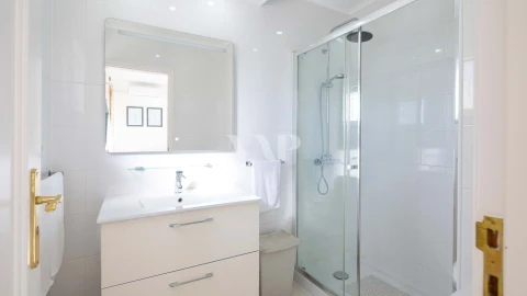 Apartamento T4 para Venda em Quarteira
