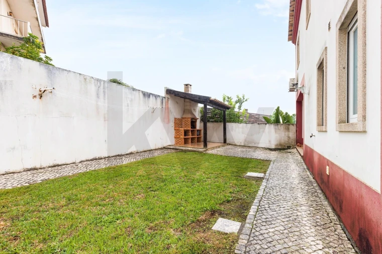 Moradia T3 para Venda em Lamas e Cercal Foto 22