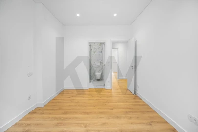 Apartamento T2 para Venda em Areeiro