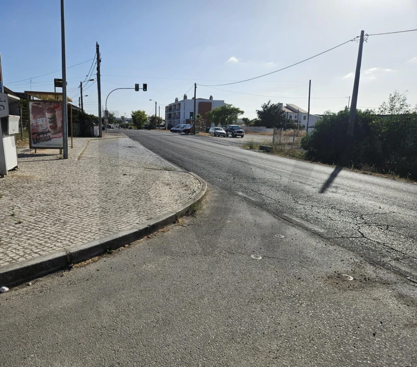 Terreno para Venda em Sarilhos Grandes Foto 14