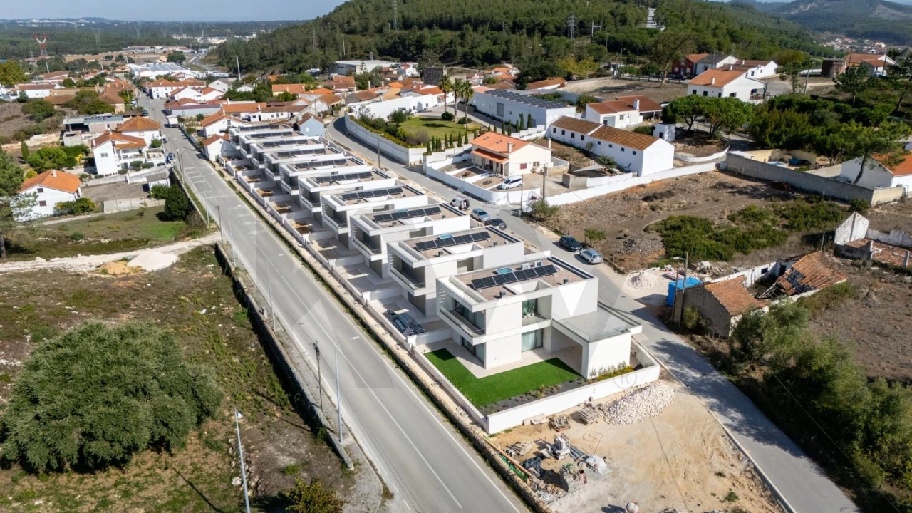 Moradia T3 para Venda em Rio Maior Foto 39