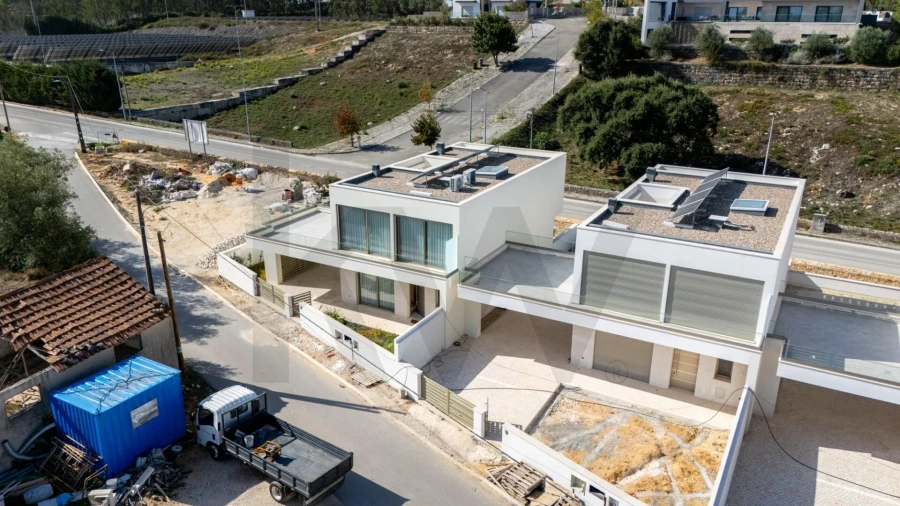 Moradia T3 para Venda em Rio Maior Foto 44