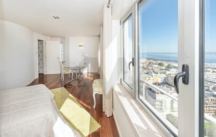 Apartamento T4 para Venda em Parque das Nações