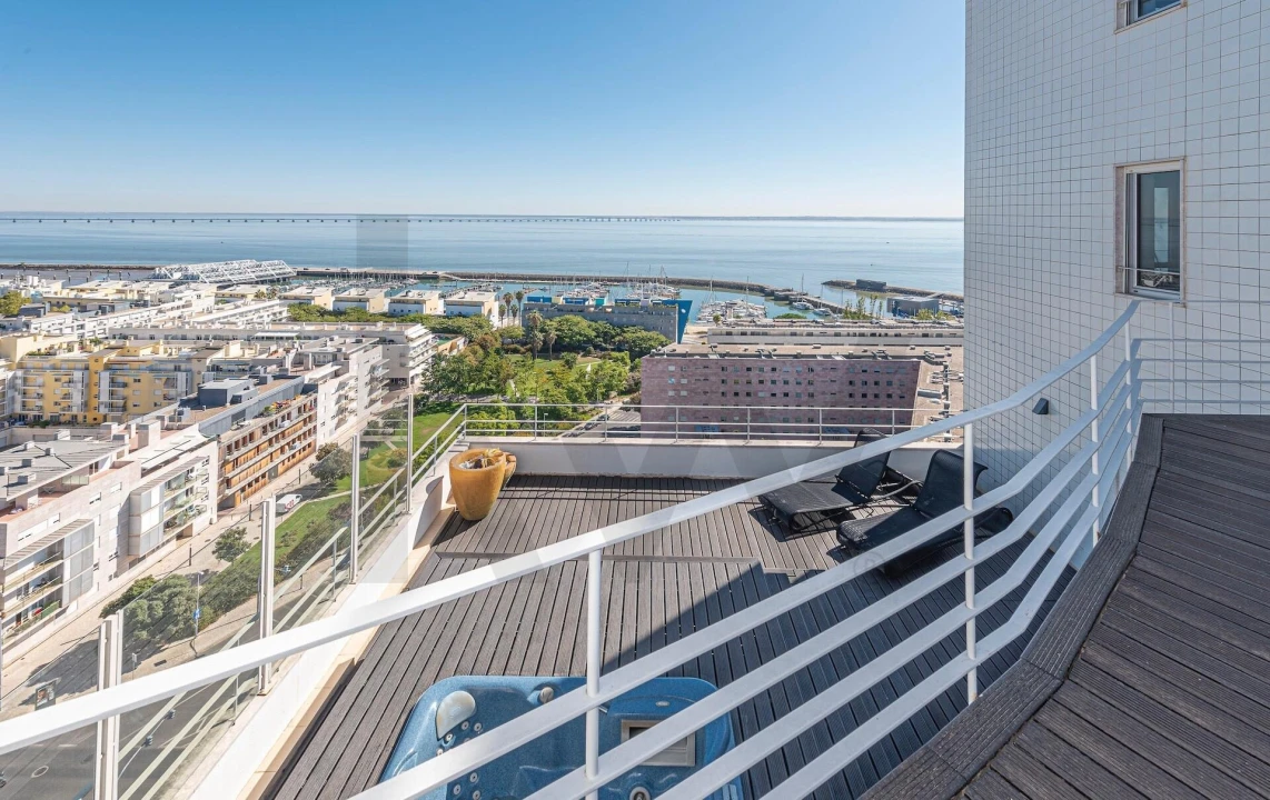 Apartamento T4 para Venda em Parque das Nações Foto 34