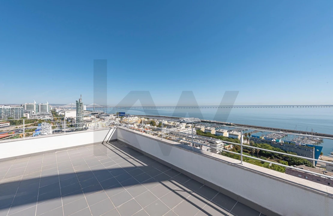 Apartamento T4 para Venda em Parque das Nações Foto 48