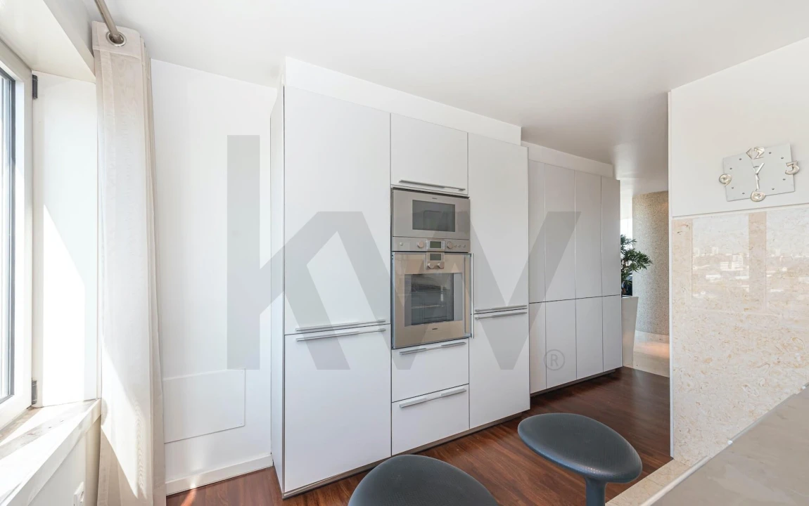 Apartamento T4 para Venda em Parque das Nações Foto 12